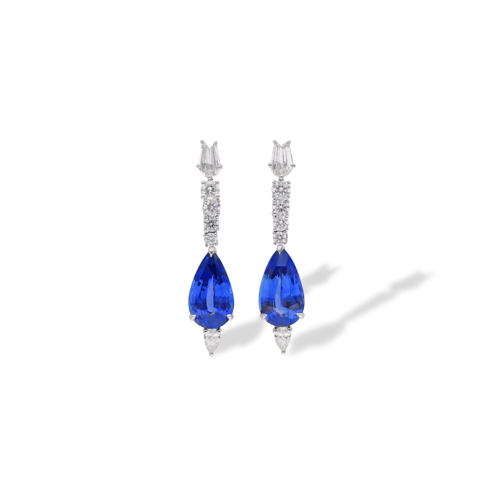 Drop earrings from the High-Value collection